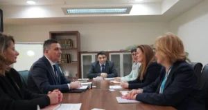 Хоџа со претставници на ЕБОР: Продлабочување на партнерството за модерна инфраструктура и зелени инвестиции