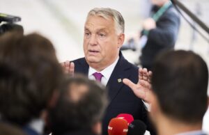 ЕУ се надева на пораз на Орбан, но повикува на претпазливост: „Не треба да очекуваме револуција“