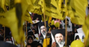 „Секоја крв има цена што убијците наскоро ќе мора да ја платат“: новиот врховен лидер на Иран се огласи по атентатите врз високи функционери