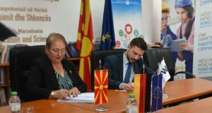 Освен студентските домови, ќе се реконструираат и државните училишта со ресурсни центри – се проширува инвестициската програма на МОН