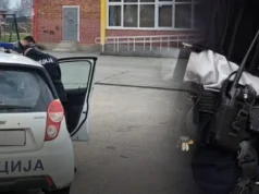 Уапсени пет лица, од кои четири малолетници, за лажните дојави за бомби во тетовските училишта