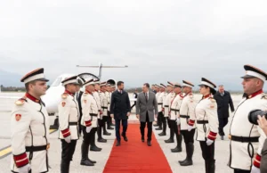 Министерот Андоновски го пречека претседателот на Црна Гора на аеродромот во Скопје