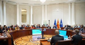 МОН: Преку јакнење на образованието на Ромите, ја јакнеме силата на заедницата и нејзината општествена улога