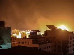 (Видео) Силна експлозија во Ерусалим, дел од иранска ракета паднал врз Стариот град