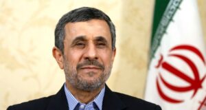 Поранешниот ирански претседател Махмуд Ахмадинеџад убиен во напади откако ракета погодила дом