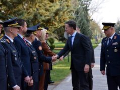 (Фото) Руте во посета на Армијата: Дејствувате над вашите капацитети кога станува збор за истурените копнени сили