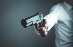 Уапсен 16-годишник од Кочанско: поради расправија за девојка со пиштол му се заканувал на друг малолетник