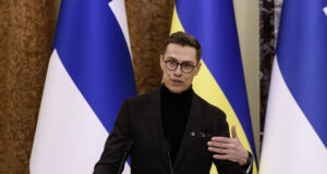 Финскиот претседател: Војната на Блискиот Исток го одвлекува вниманието од Украина