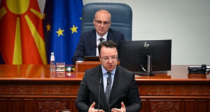 Николоски: Заради хистеријата што ја создава Левица не се гради и расте цената на стaновите