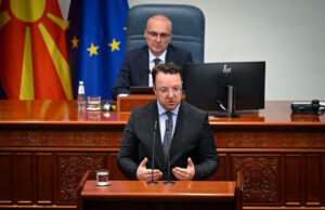 Николоски: Заради хистеријата што ја создава Левица не се гради и расте цената на стaновите