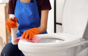 Брз трик за чистење: Бањата може да блесне за 12 минути