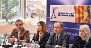 Демократски сојуз: Војната брзо ќе заврши, партиите да покажат државничко однесување и да не создаваат непотребна паника