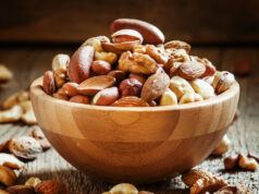 Јаткасти плодови кои помагаат во намалување на крвниот притисок