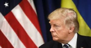 Трамп: Иран има уште една шанса да ги прекине заканите