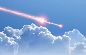 (Видео) Експлозиja на небото над Германија: трага од светлина и силен тресок ги вознемири граѓаните, пријавени штети на куќи