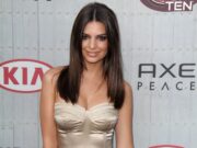 (Видео) „Пистата е минато за тебе, држи се до фотографиите во бикини“: Убавата Емили исмејана поради нејзиното одење на модната ревија