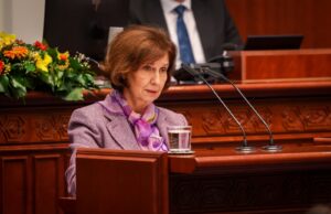 Сиљановска-Давкова за годишнината од трагедијата во Кочани: Ништо не може да ја намали болката на семејствата