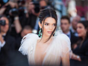 Веѓи за кои холивудските убавици се „луди“: како да се грижите за нив