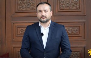 (Видео) Лефков: Венко зборува едно, Филипче друго, нема договори или преговори за никакви мигрантски кампови и мигранти во Македонија