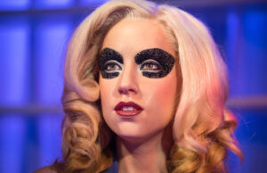 Лејди Гага најави свадба: Мојот свршеник и јас патувавме цела година, наскоро ќе се венчаме