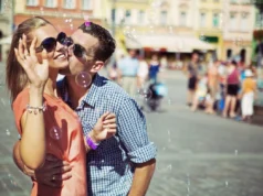 Пет хороскопски знаци кои ќе ја пронајдат љубовта оваа пролет