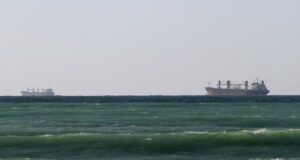 Иран нема да го отвори Ормускиот Теснец и покрај заканите на Трамп