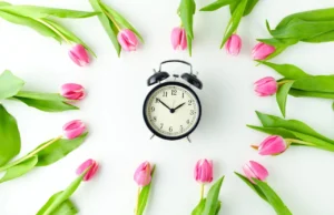 Часовникот се движи напред, но телото заостанува: Трикови што го олеснуваат пролетниот „мини-шок“