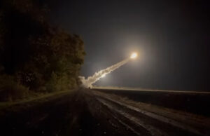 Иран најави ноќна ракетна офанзива, Израел ги активира новите воени планови