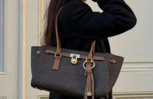 Мајкл Корс го враќа иконскиот модел што беше насекаде во 2000 година