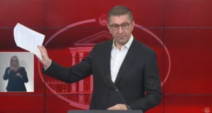 Владата го намали ДДВ-то на горивата, поевтинување од 6 до 7 денари по литар