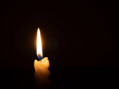 (Видео) Ѕвезда од „Вил и Грејс“ почина на 60 години по борба со рак