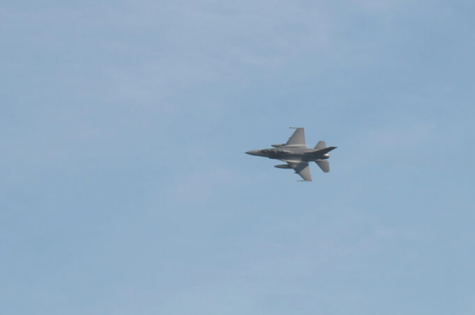 tajland-avioni-F-16-Depositphotos_637538840_XL