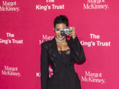 (Видео) Актерката покажа нова верзија на „гол фустан“, сите се прашуваат – дали е навистина гола?