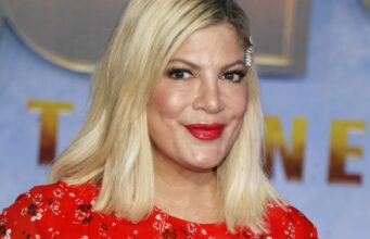 Ме повредуваат постојаните гласини за пластични операции, вели актерката Тори Спелинг