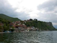 Ќе се урува куќа изградена без дозвола во Трпејца: кривична за инвеститорката