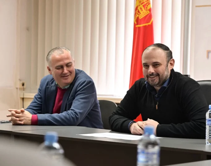 660485788_1481152516971366_436270025381700014_n