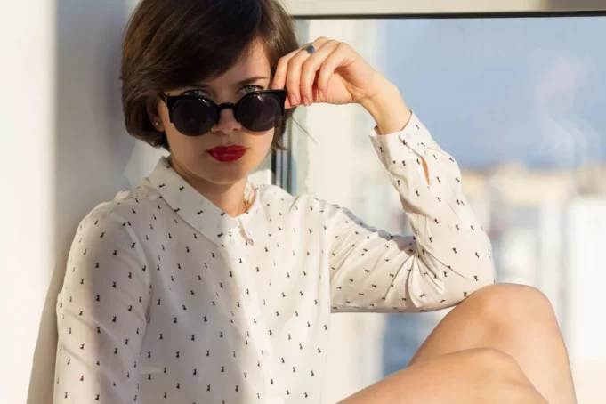 zena-depositphotos_70397555_xl