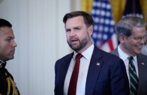 Венс: САД сакаат голем договор со Иран, ќе продолжат да преговараат