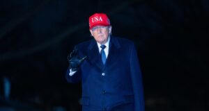 Трамп: „Вторник, 20:00 по источно време!“