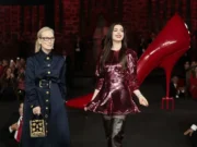 (Видео) Познатите актерки повторно приредија спектакл