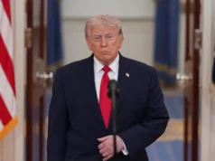 Трамп: Го враќаме Иран во камено доба, каде што му е местото; Демократите: Злобно, одвратно