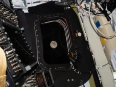 (Видео) Видовме глетки што никој човек никогаш порано не ги видел: први сведоштва на астронаутите по летот околу Месечината