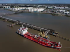 Тензии во Ормускиот теснец: спротивставени позиции и глобална загриженост