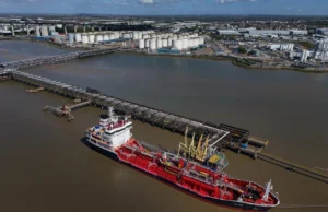 Тензии во Ормускиот теснец: спротивставени позиции и глобална загриженост