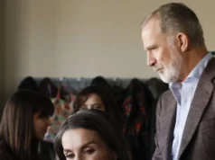 Кралицата Летиција покажува дека седата коса може да биде многу елегантна