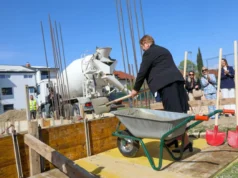 Јаневска: Се проширува ОУ „Страшо Пинџур“ во Ѓорче Петров, следната година се воведува едносменска настава