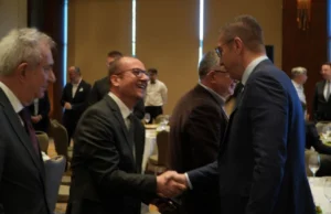 Мицкоски приреди ручек по повод Велигден: Се испрати силна порака за единство, солидарност и заедничка грижа за доброто на сите