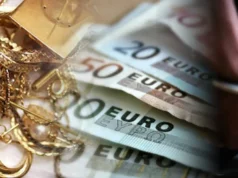 Двајца Романци се претставиле дека се продавачи и влегле во домот на жена во Чаир, па ја ограбиле