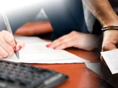 Вонредни ученици во Куманово полагале испити од наредната година без да ја имаат завршено претходната, кривична за директорот