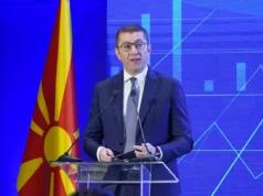 Мицкоски: Од денеска зголемување на платите во образованието за нови 7,5%, што е дел од колективниот договор